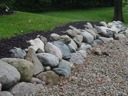 Indiana Fieldstone Boulder Wall